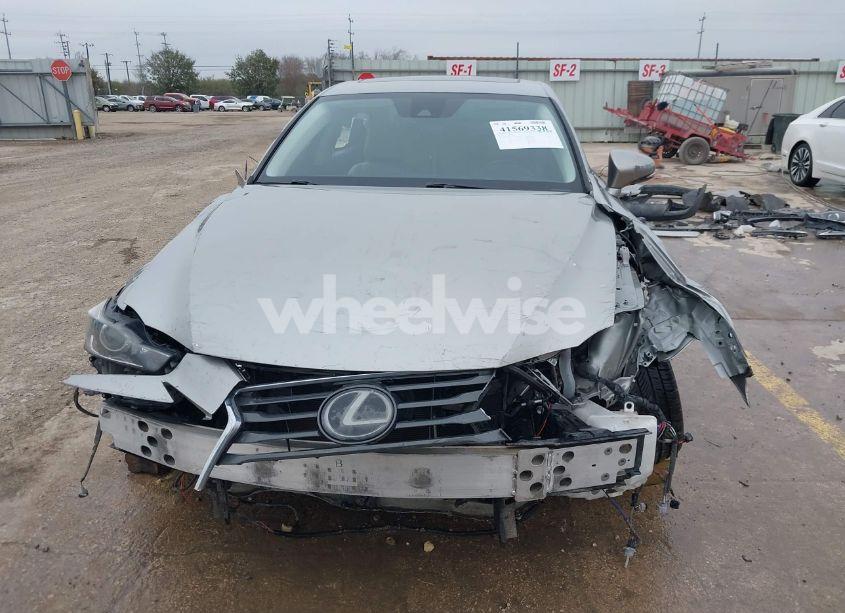 Photo 13 of 2018 Lexus Is 300 (VIN JTHBA1D26J5063470)