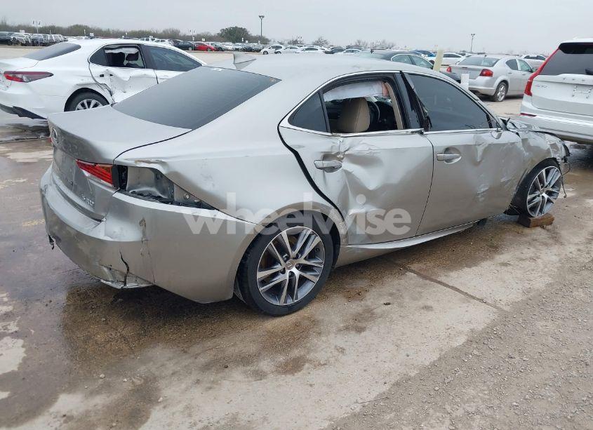 Photo 4 of 2018 Lexus Is 300 (VIN JTHBA1D26J5063470)