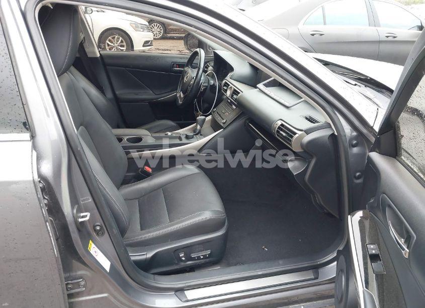 Photo 5 of 2016 Lexus Is 200T (VIN JTHBA1D27G5006008)