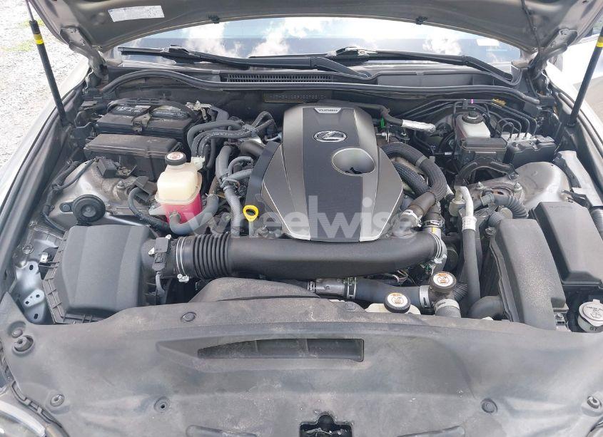 Photo 10 of 2018 Lexus Is 300 (VIN JTHBA1D29J5075810)