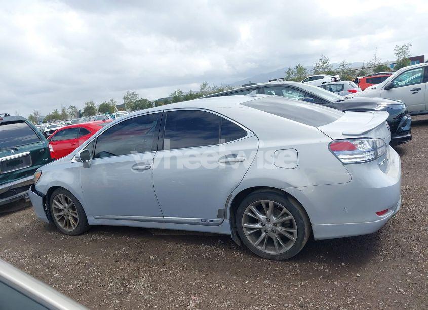 Photo 15 of 2010 Lexus Hs 250H PREMIUM (VIN JTHBB1BAXA2026849)