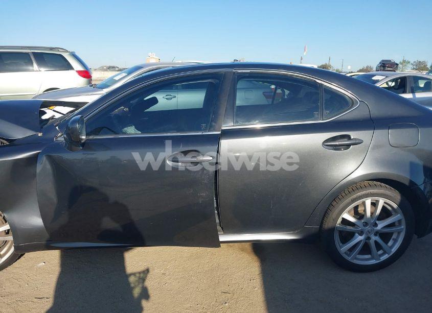 Photo 14 of 2006 Lexus Is 350 (VIN JTHBE262262001564)