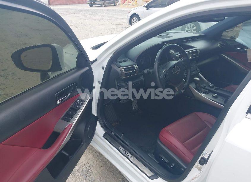 Photo 5 of 2015 Lexus Is 250 (VIN JTHBF1D27F5082151)