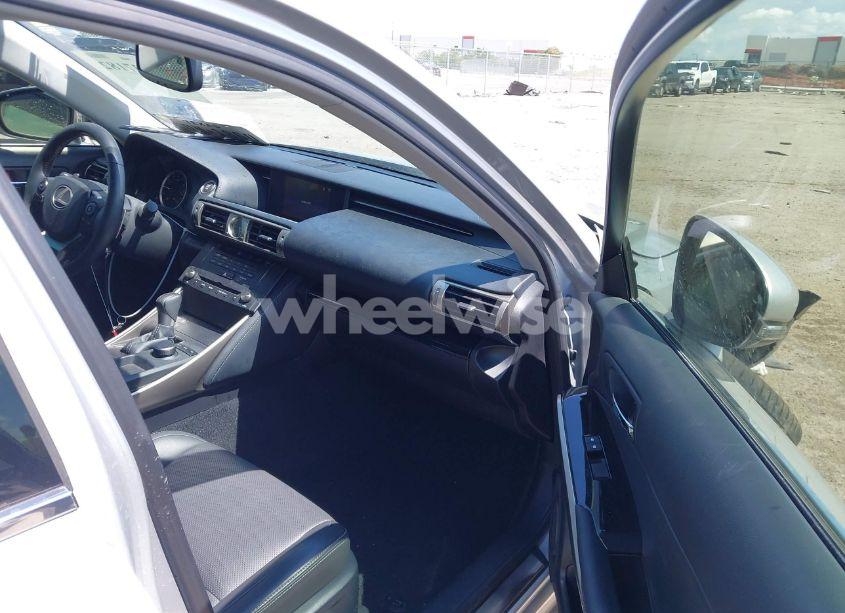 Photo 5 of 2015 Lexus Is 250 (VIN JTHBF1D29F5063360)