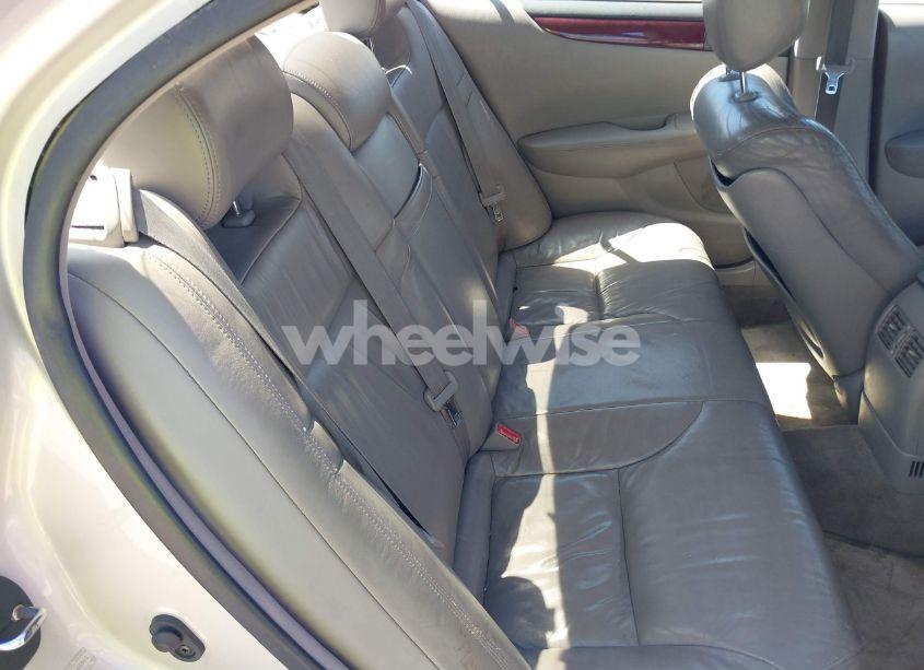 Photo 8 of 2002 Lexus Es 300 (VIN JTHBF30G020040361)