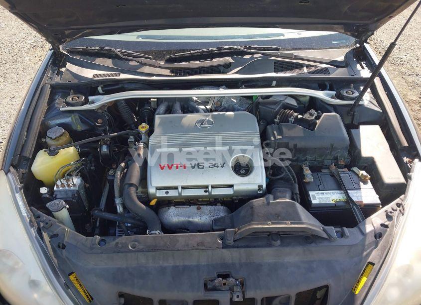 Photo 10 of 2002 Lexus Es 300 (VIN JTHBF30G020052297)