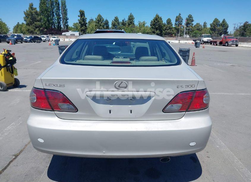 Photo 16 of 2003 Lexus Es 300 (VIN JTHBF30G030098830)
