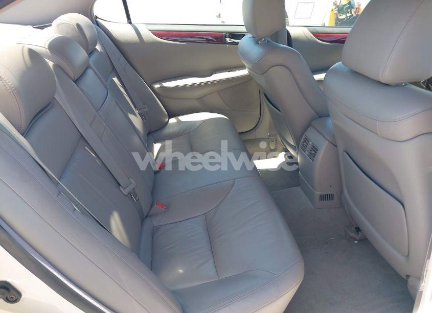 Photo 8 of 2003 Lexus Es 300 (VIN JTHBF30G030098830)