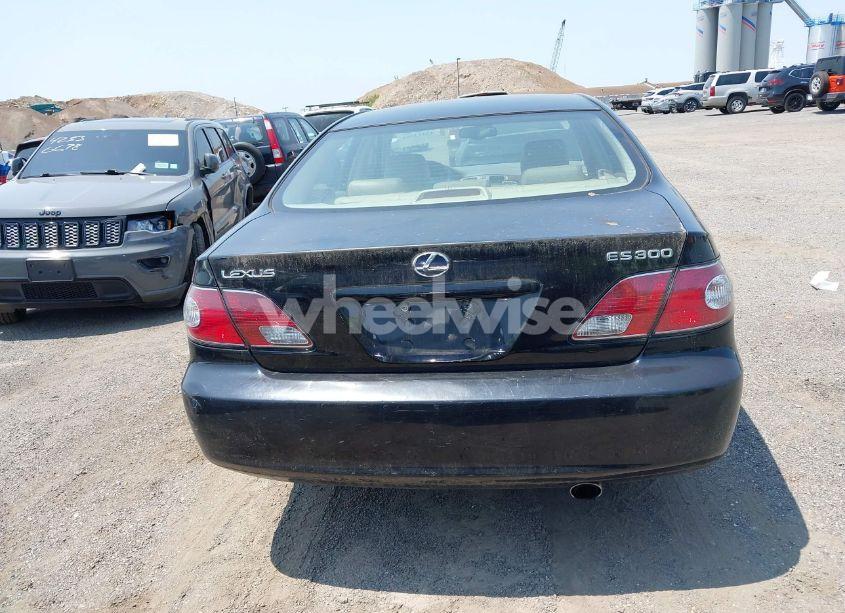 Photo 16 of 2002 Lexus Es 300 (VIN JTHBF30G120068539)