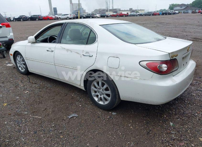 Photo 3 of 2002 Lexus Es 300 (VIN JTHBF30G125015830)