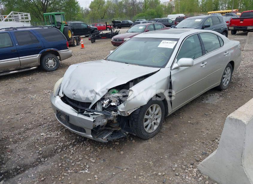 Photo 2 of 2003 Lexus Es 300 (VIN JTHBF30G130116879)