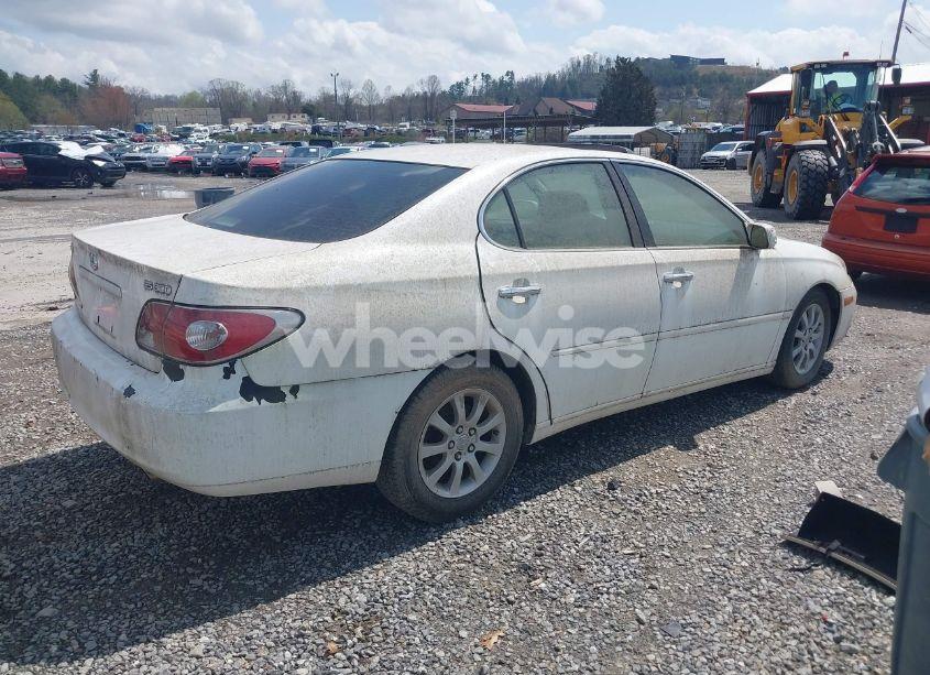 Photo 4 of 2002 Lexus Es 300 (VIN JTHBF30G220039194)