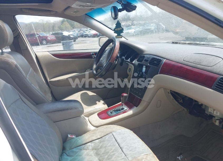 Photo 5 of 2002 Lexus Es 300 (VIN JTHBF30G220039194)