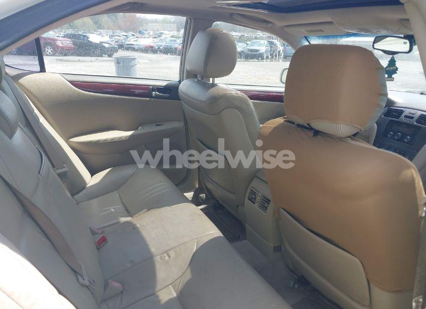 Photo 8 of 2002 Lexus Es 300 (VIN JTHBF30G220039194)