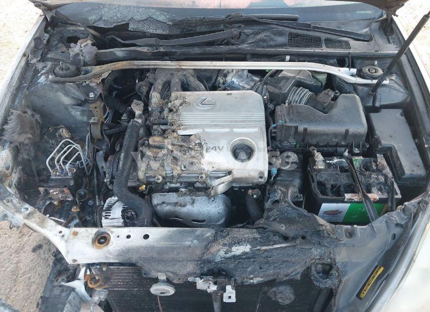 Photo 10 of 2003 Lexus Es 300 (VIN JTHBF30G236021468)