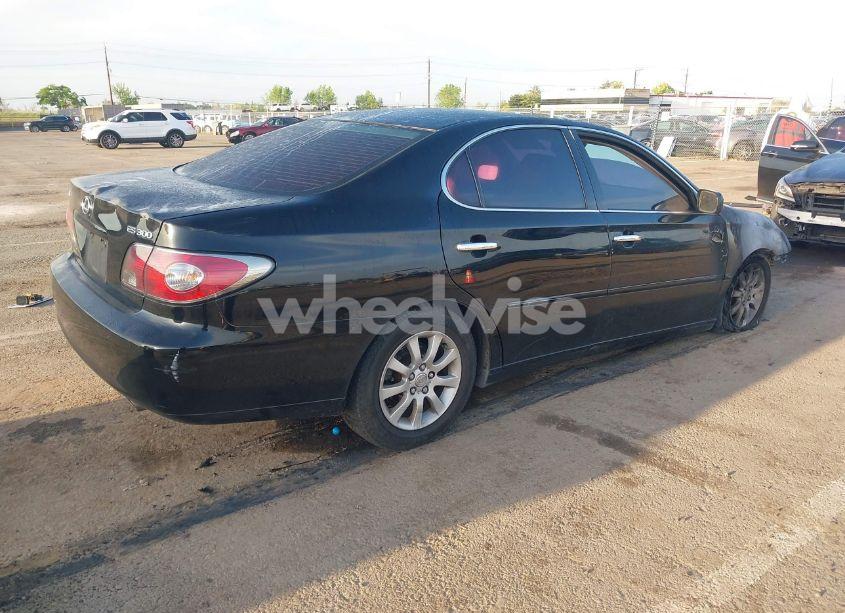Photo 4 of 2003 Lexus Es 300 (VIN JTHBF30G236021468)
