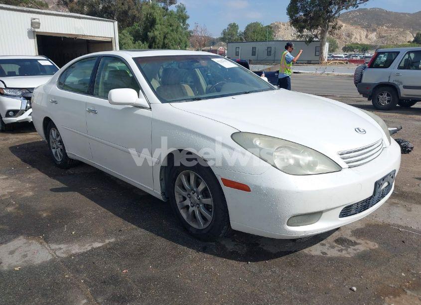 2002 Lexus Es 300 (VIN JTHBF30G325029776) main photo