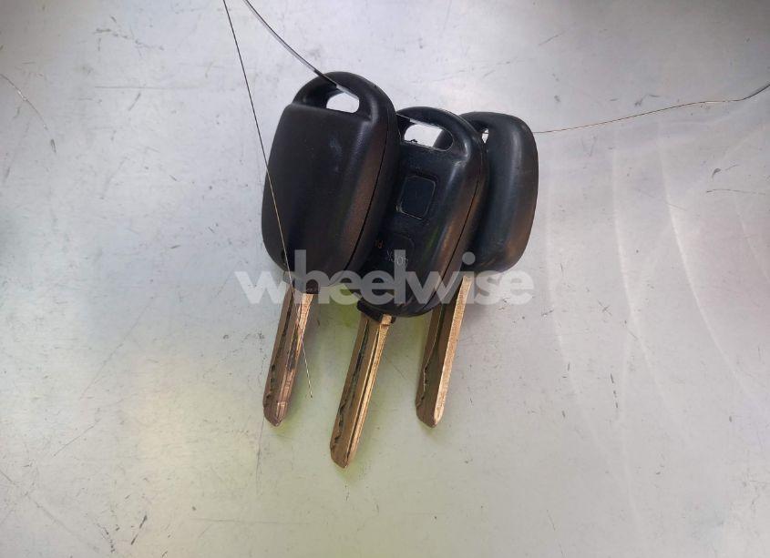 Photo 11 of 2002 Lexus Es 300 (VIN JTHBF30G325029776)