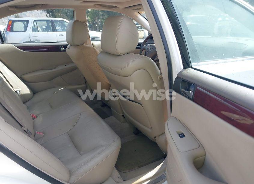 Photo 8 of 2002 Lexus Es 300 (VIN JTHBF30G325029776)