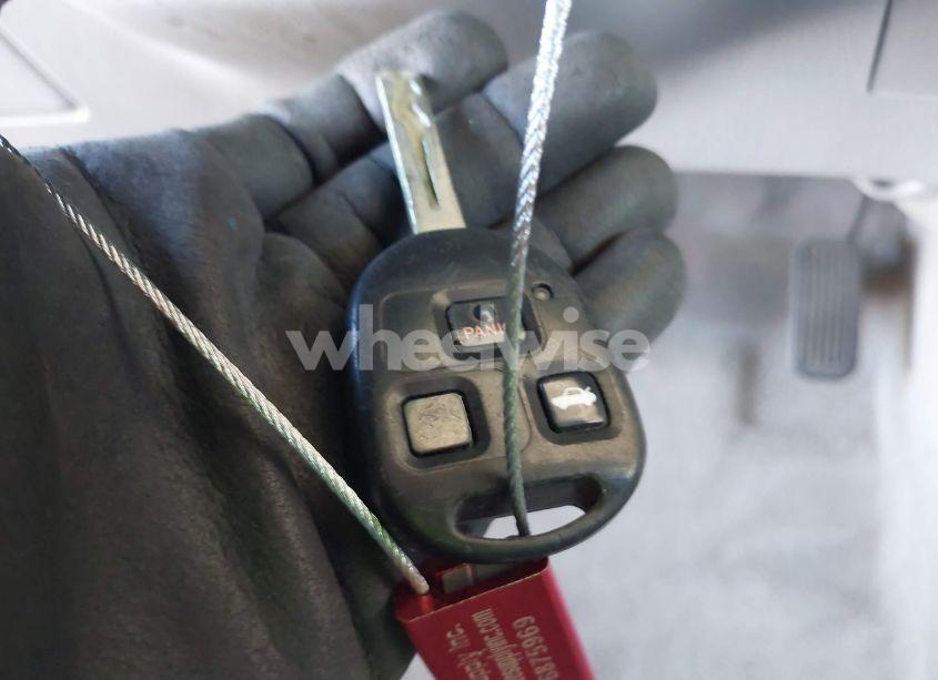 Photo 11 of 2003 Lexus Es 300 (VIN JTHBF30G330140505)