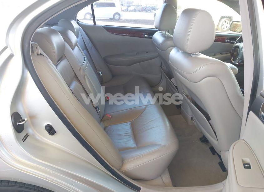 Photo 8 of 2003 Lexus Es 300 (VIN JTHBF30G330140505)