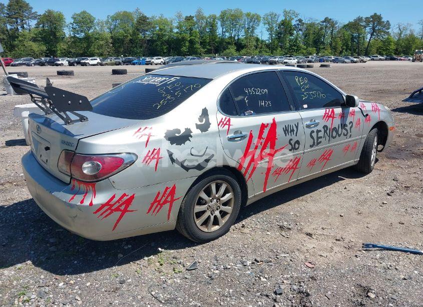 Photo 4 of 2002 Lexus Es 300 (VIN JTHBF30G420012742)