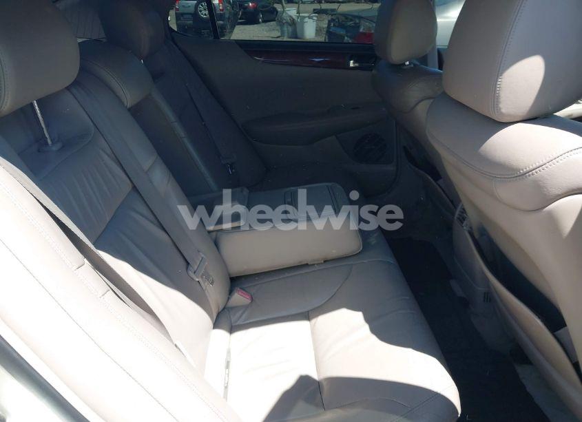 Photo 8 of 2002 Lexus Es 300 (VIN JTHBF30G420012742)