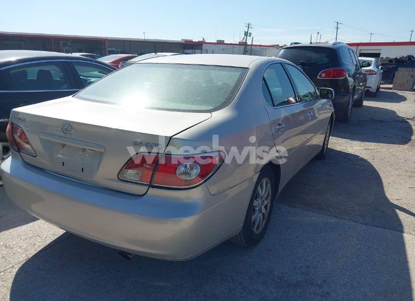 Photo 4 of 2002 Lexus Es 300 (VIN JTHBF30G420047703)