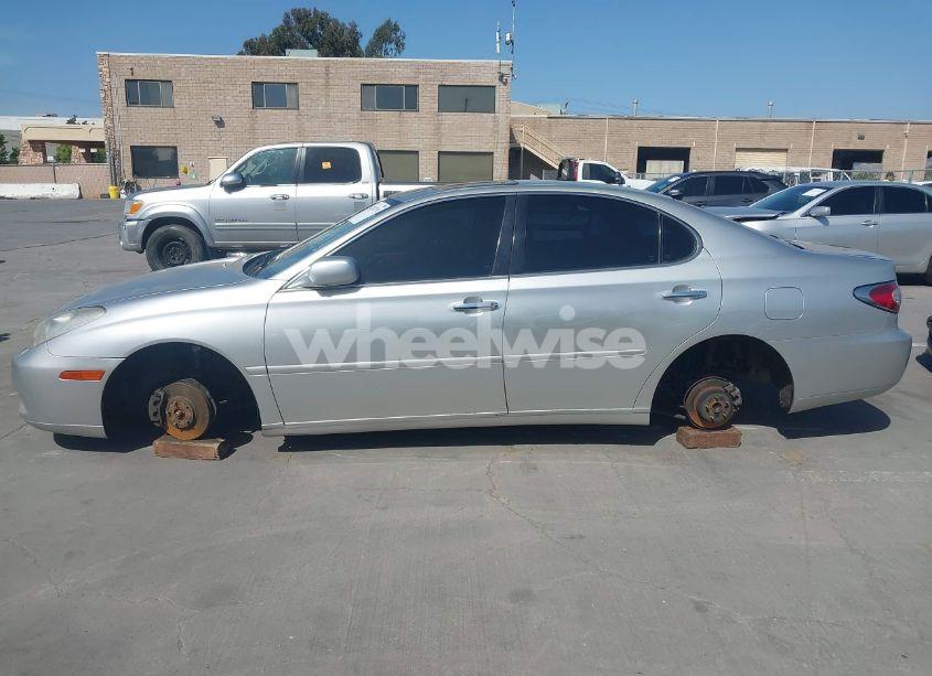 Photo 14 of 2002 Lexus Es 300 (VIN JTHBF30G425012470)