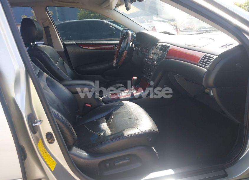 Photo 5 of 2002 Lexus Es 300 (VIN JTHBF30G425012470)