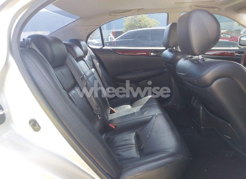 Photo 8 of 2002 Lexus Es 300 (VIN JTHBF30G425012470)