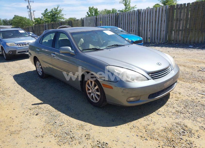 2002 Lexus Es 300 (VIN JTHBF30G520016900) main photo