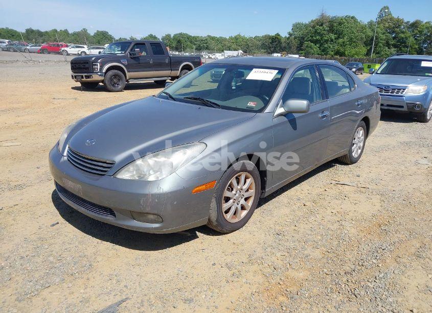 Photo 2 of 2002 Lexus Es 300 (VIN JTHBF30G520016900)