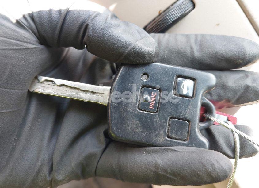 Photo 11 of 2002 Lexus Es 300 (VIN JTHBF30G525020660)