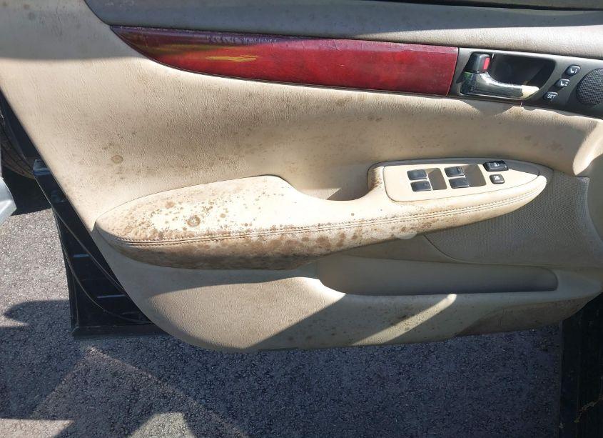 Photo 14 of 2003 Lexus Es 300 (VIN JTHBF30G530137539)