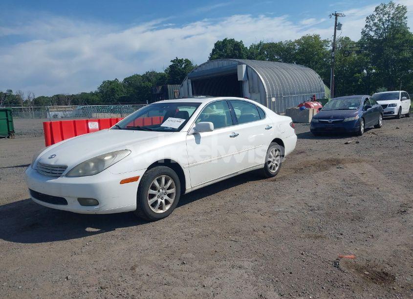 Photo 2 of 2002 Lexus Es 300 (VIN JTHBF30G820041547)