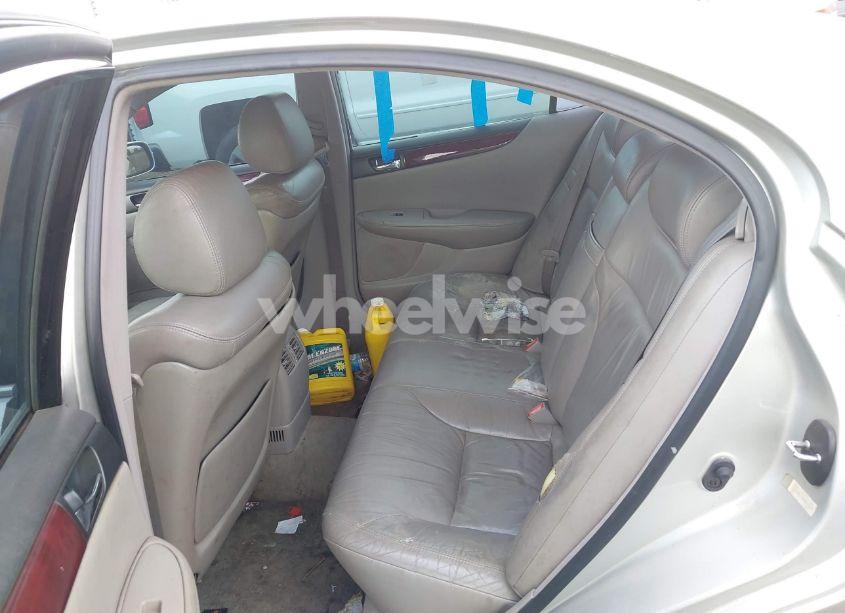 Photo 8 of 2002 Lexus Es 300 (VIN JTHBF30G920022893)