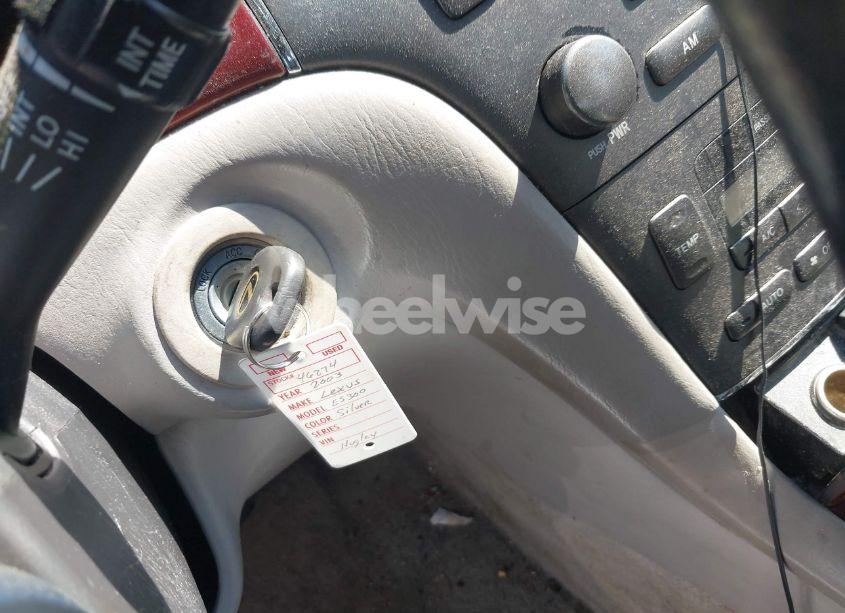 Photo 11 of 2003 Lexus Es 300 (VIN JTHBF30G930088426)