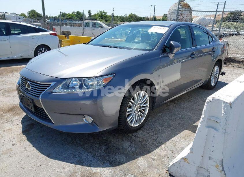 Photo 2 of 2014 Lexus Es 350 (VIN JTHBK1GG1E2133260)