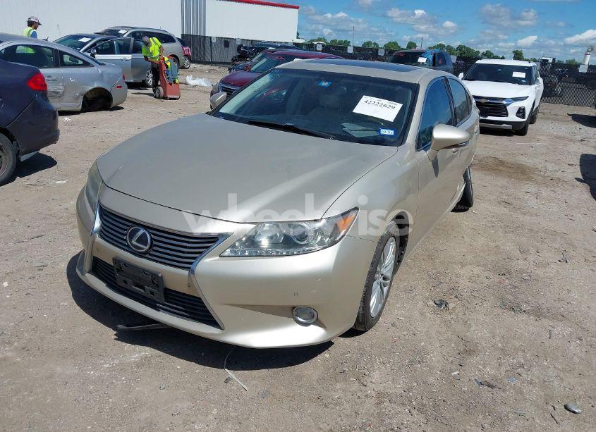 Photo 2 of 2013 Lexus Es 350 (VIN JTHBK1GG4D2068998)