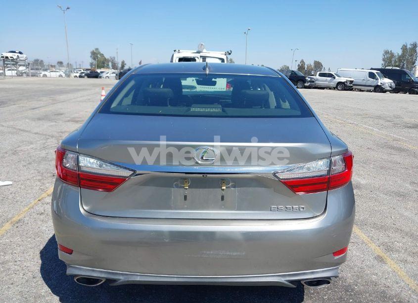 Photo 16 of 2018 Lexus Es 350 (VIN JTHBK1GG4J2264161)