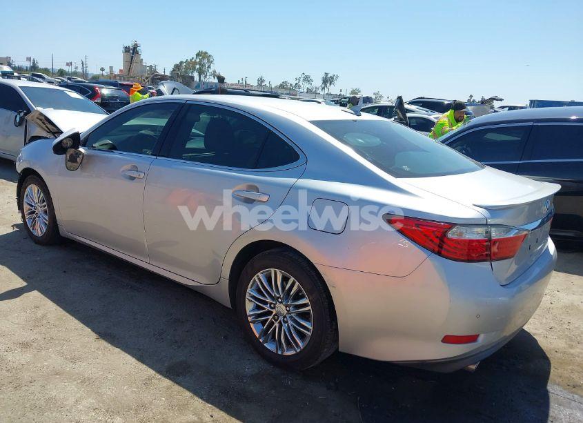 Photo 3 of 2013 Lexus Es 350 (VIN JTHBK1GG5D2005988)