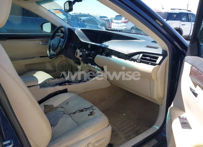 Photo 5 of 2013 Lexus Es 350 (VIN JTHBK1GG8D2010439)