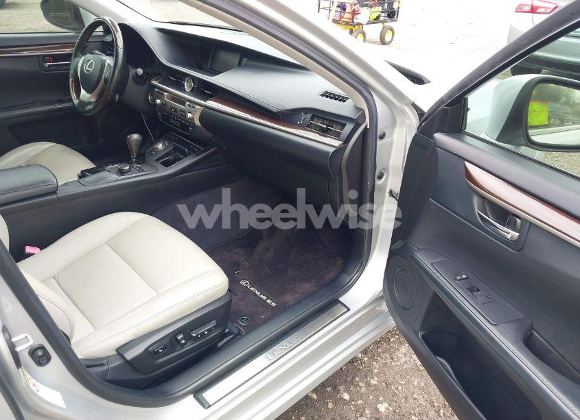 Photo 5 of 2013 Lexus Es 350 (VIN JTHBK1GG8D2034563)