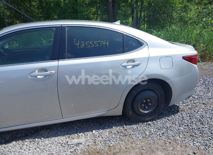 Photo 6 of 2013 Lexus Es 350 (VIN JTHBK1GG9D2054644)