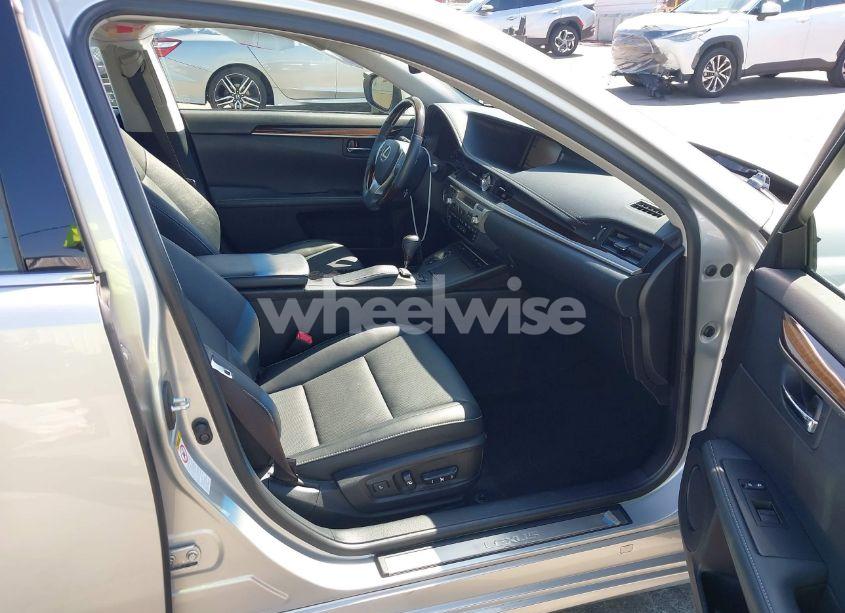 Photo 5 of 2014 Lexus Es 350 (VIN JTHBK1GG9E2144717)