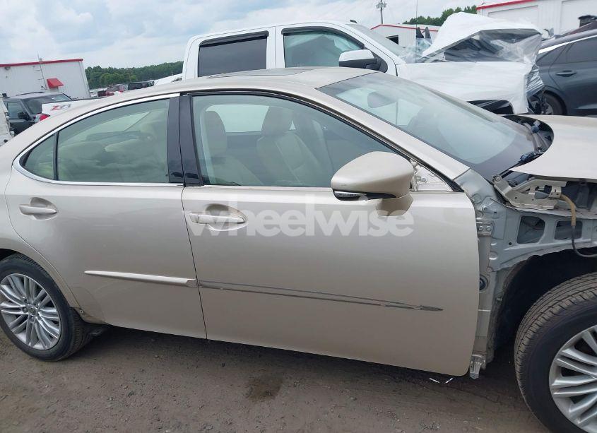 Photo 14 of 2013 Lexus Es 350 (VIN JTHBK1GGXD2040896)