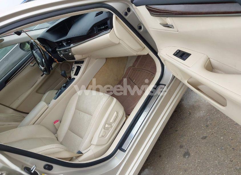 Photo 5 of 2013 Lexus Es 350 (VIN JTHBK1GGXD2074367)