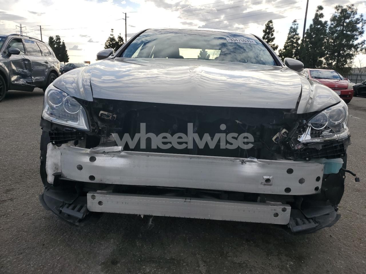 Photo 5 of 2016 LEXUS LS 460 (VIN JTHBL5EFXG5140997)