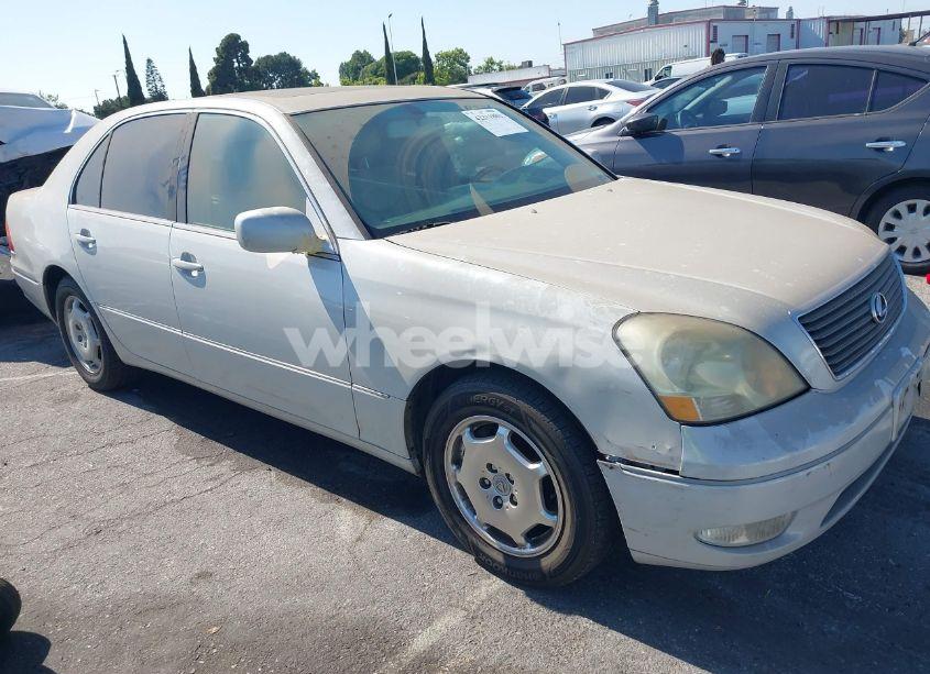 2002 Lexus Ls 430 (VIN JTHBN30F920082070) main photo